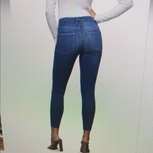 ❤️ GOOD AMERICAN GOOD LEGS CROP HIGH RISE SKINNY JEANS IN ORGANIC COTTON, 6 (28)